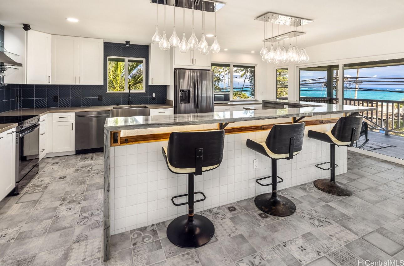 53-658  Kamehameha Hwy Punaluu, Kaneohe home - photo 11 of 25