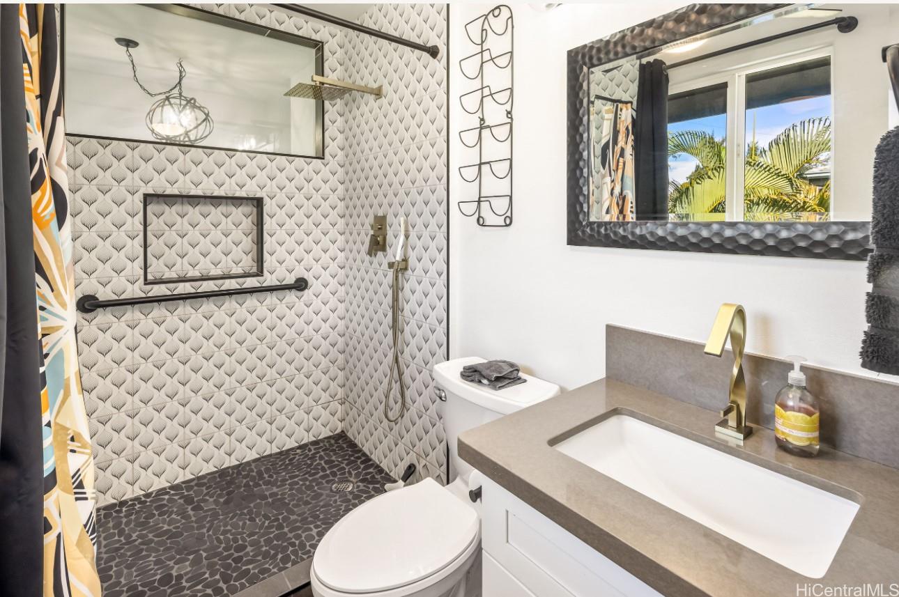 53-658  Kamehameha Hwy Punaluu, Kaneohe home - photo 13 of 25