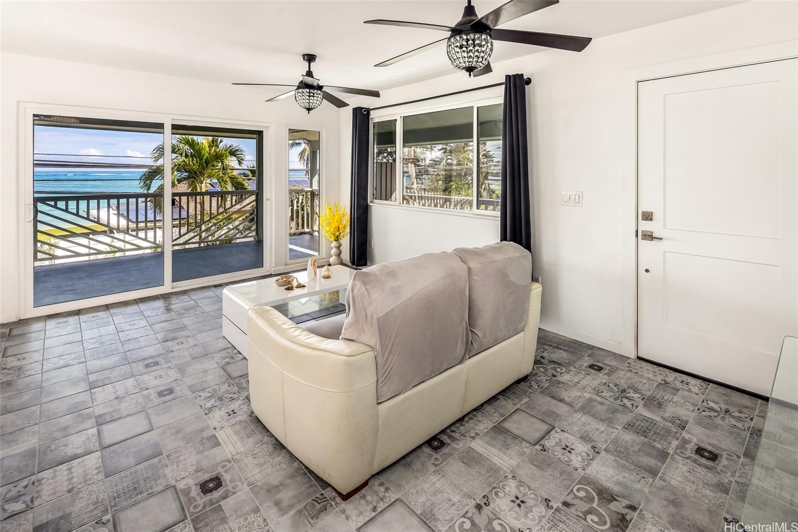 53-658 Kamehameha Hwy Hauula - Rental - photo 3 of 23