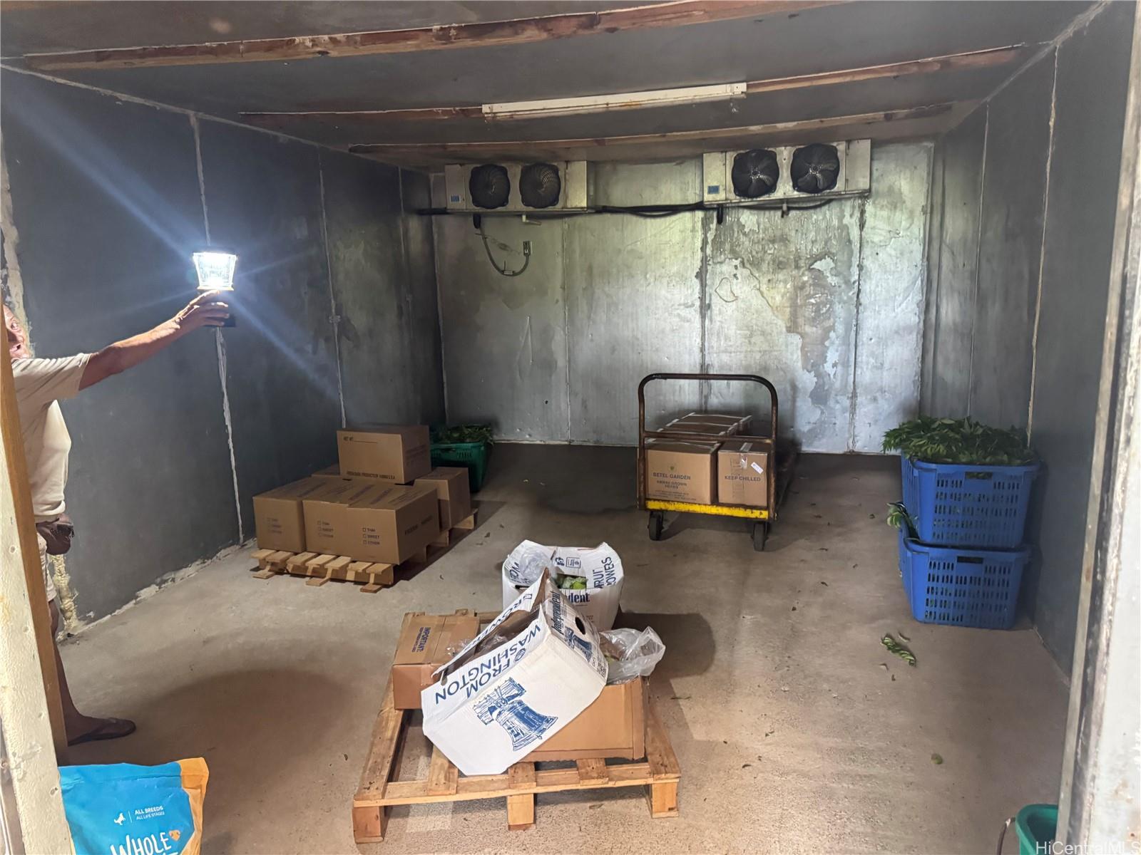 53-720  Kamehameha Hwy Punaluu, Kaneohe home - photo 11 of 23