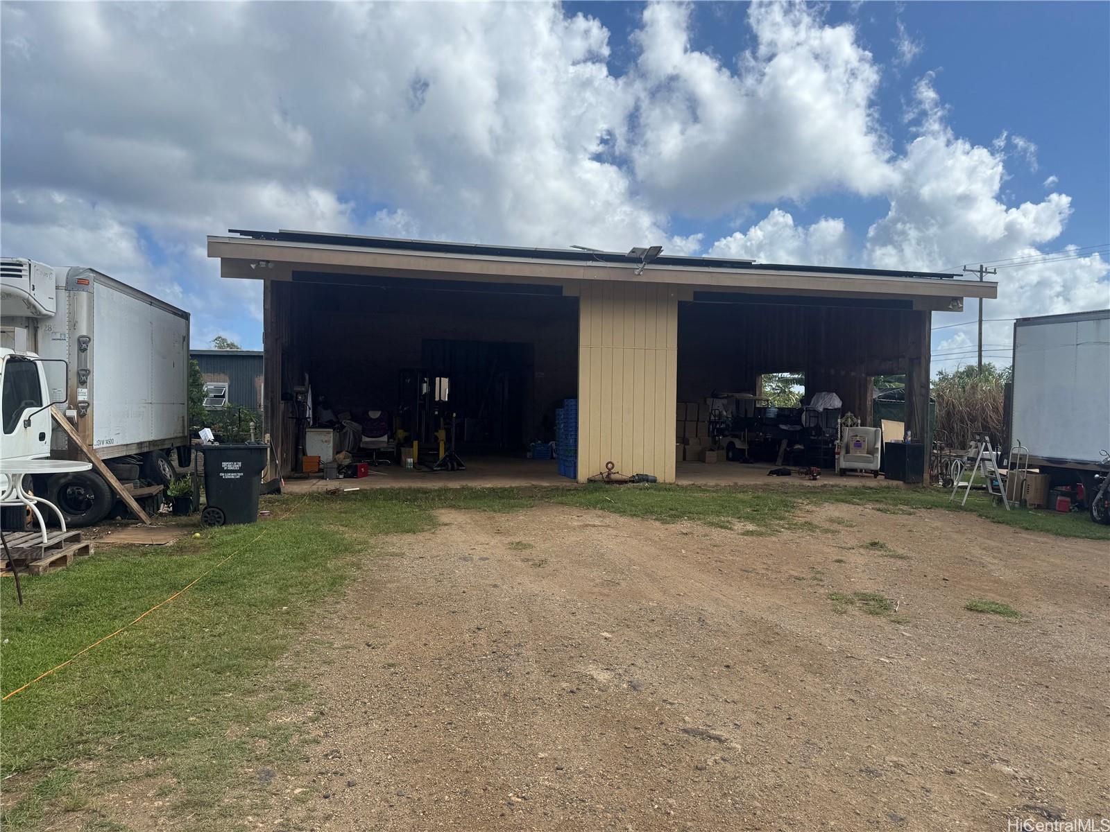 53-720  Kamehameha Hwy Punaluu, Kaneohe home - photo 3 of 23