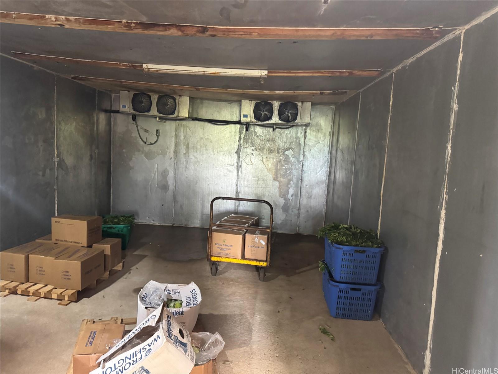 53-720  Kamehameha Hwy Punaluu, Kaneohe home - photo 10 of 23