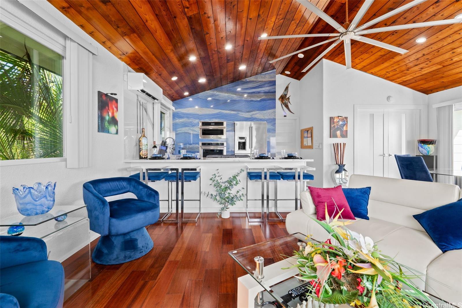 53-823  Kamehameha Hwy Punaluu, Kaneohe home - photo 6 of 25