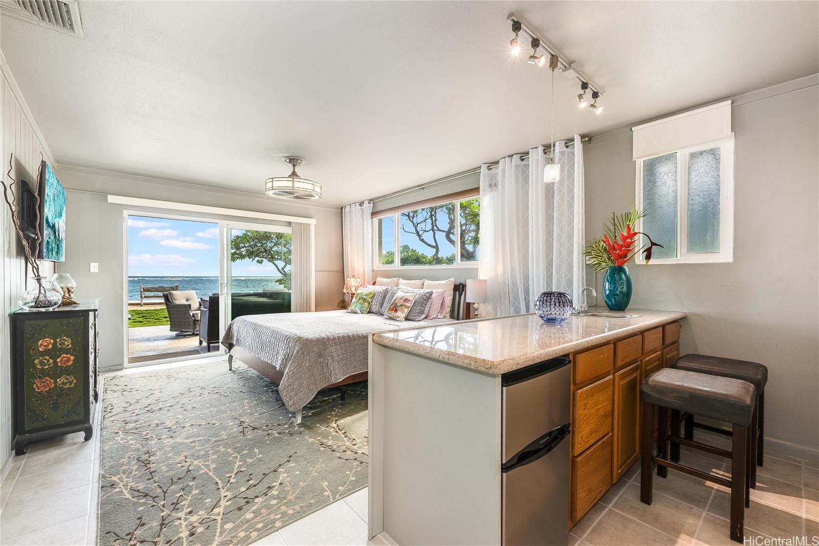 53-837  Kamehameha Hwy Hauula, Kaneohe home - photo 18 of 25