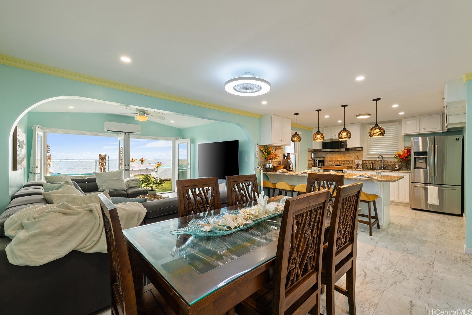 53-841  Kamehameha Hwy Hauula, Kaneohe home - photo 4 of 21