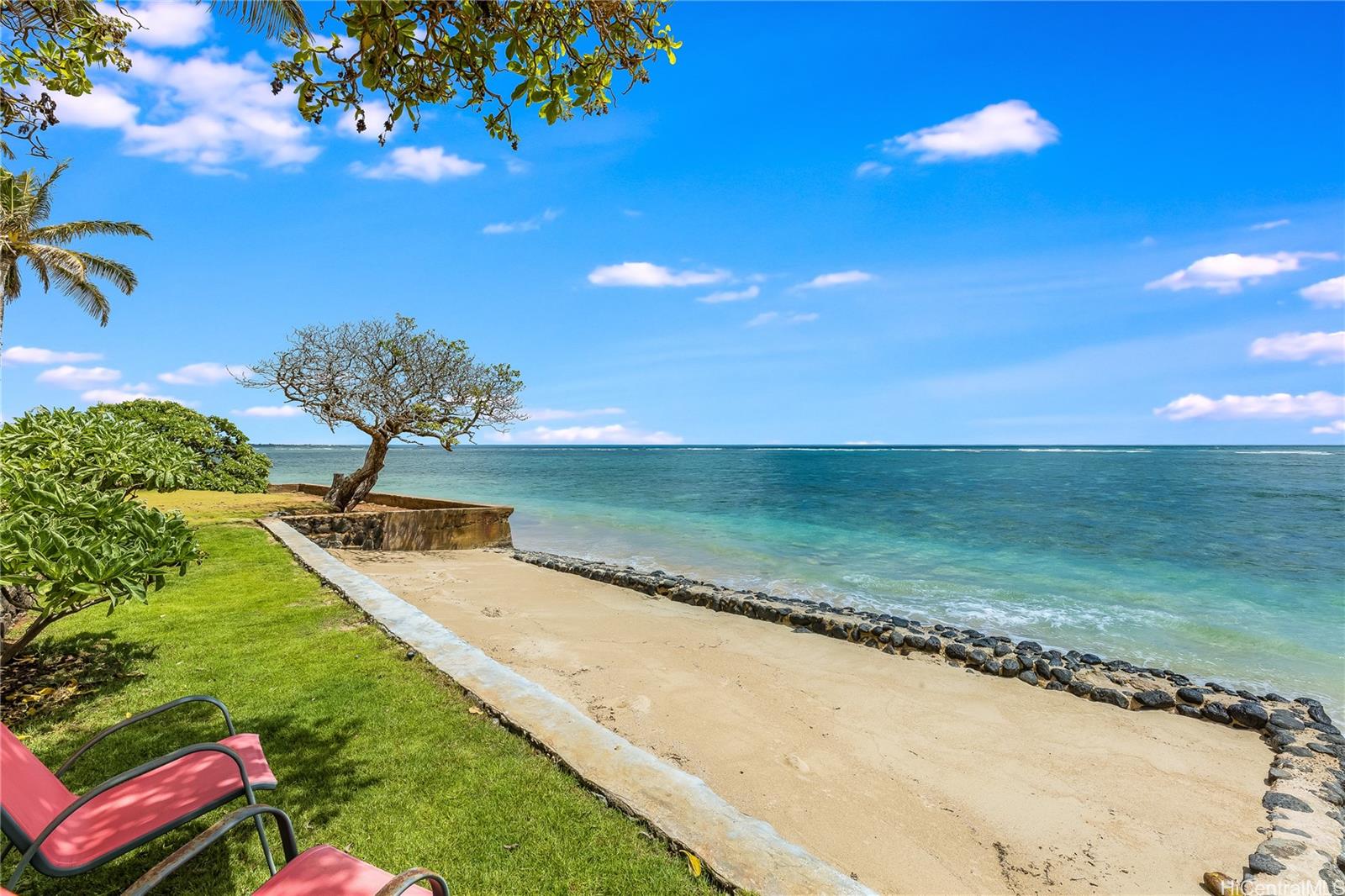 53849 Kamehameha Hwy , Hauula, Hi 96717 Beachfront living! Hauula
