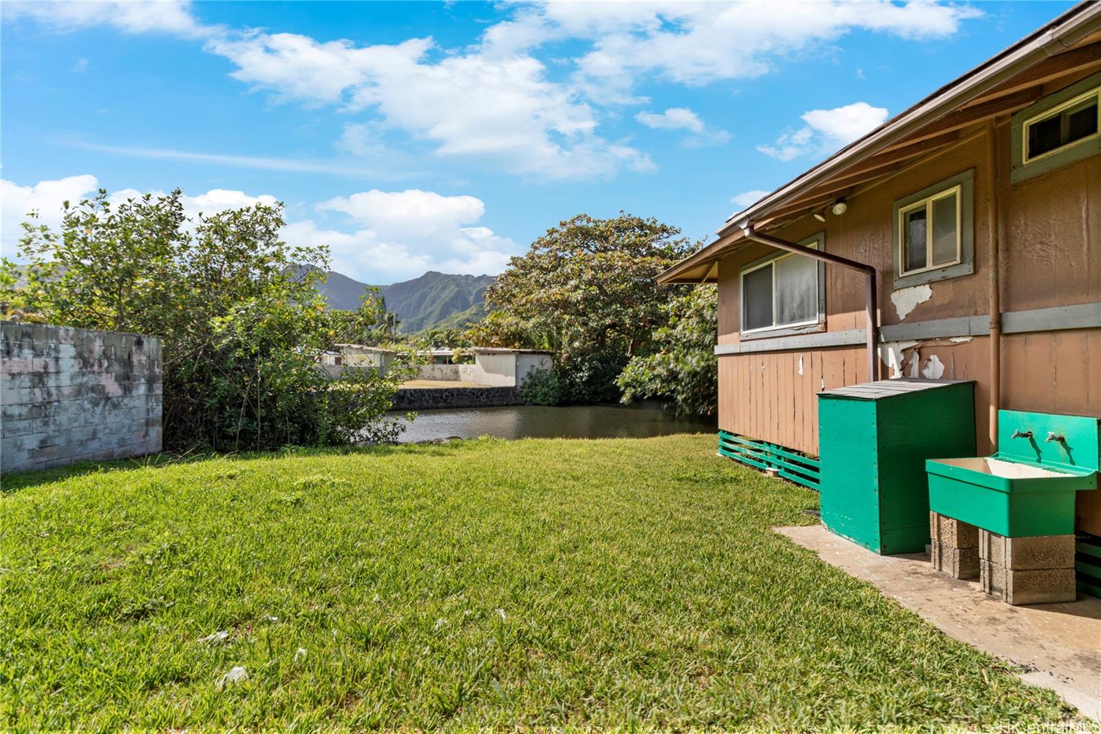 53-886  Kamehameha Hwy Hauula, Kaneohe home - photo 11 of 25