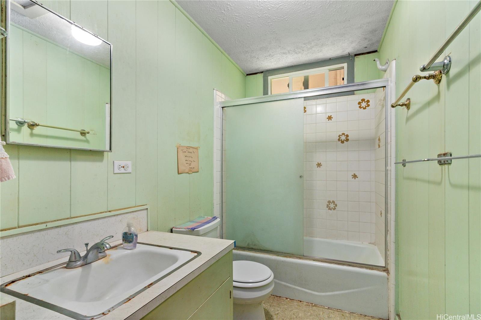 53-886  Kamehameha Hwy Hauula, Kaneohe home - photo 5 of 25