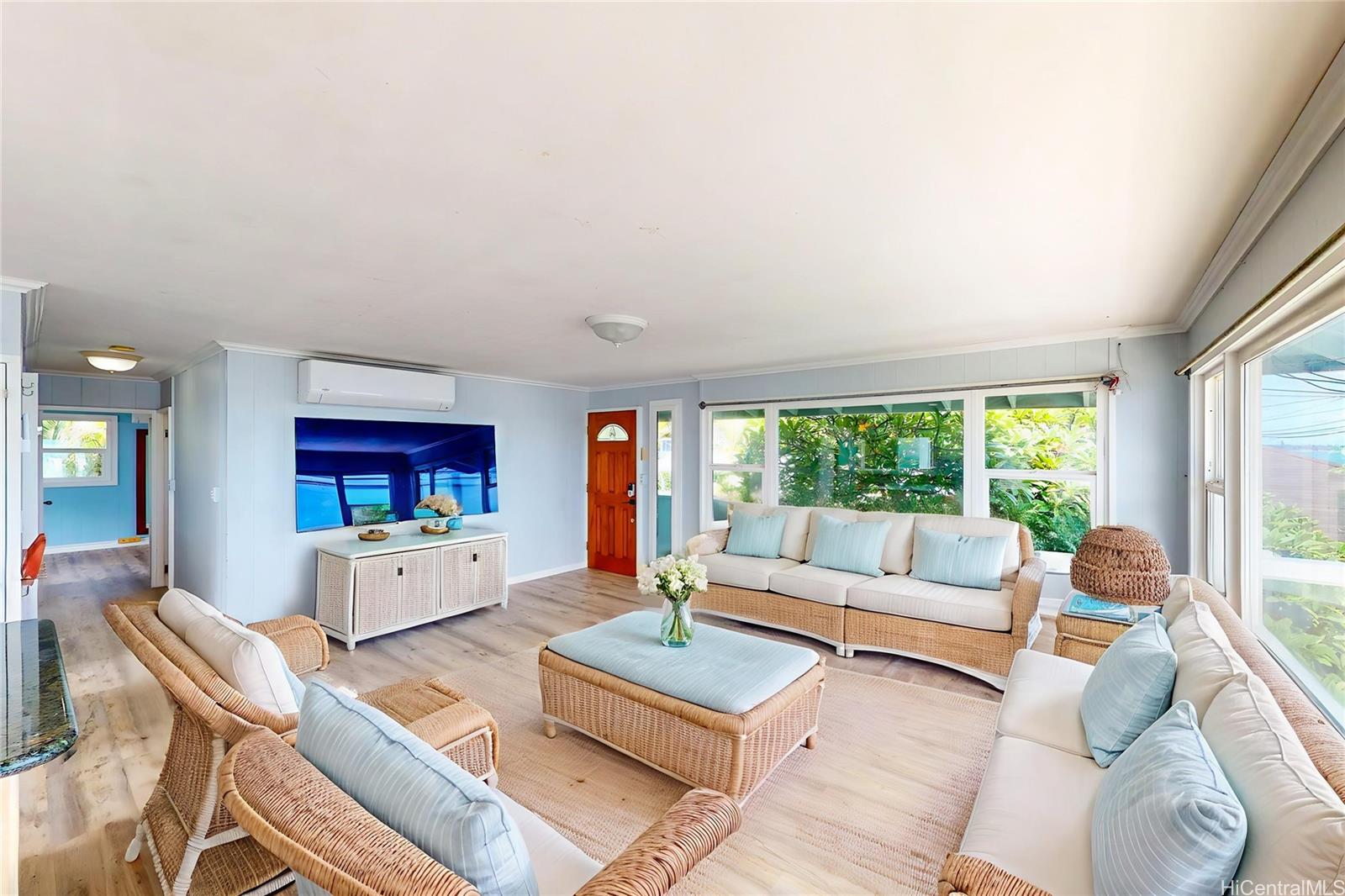 53-898  Kamehameha Hwy Hauula, Kaneohe home - photo 2 of 25