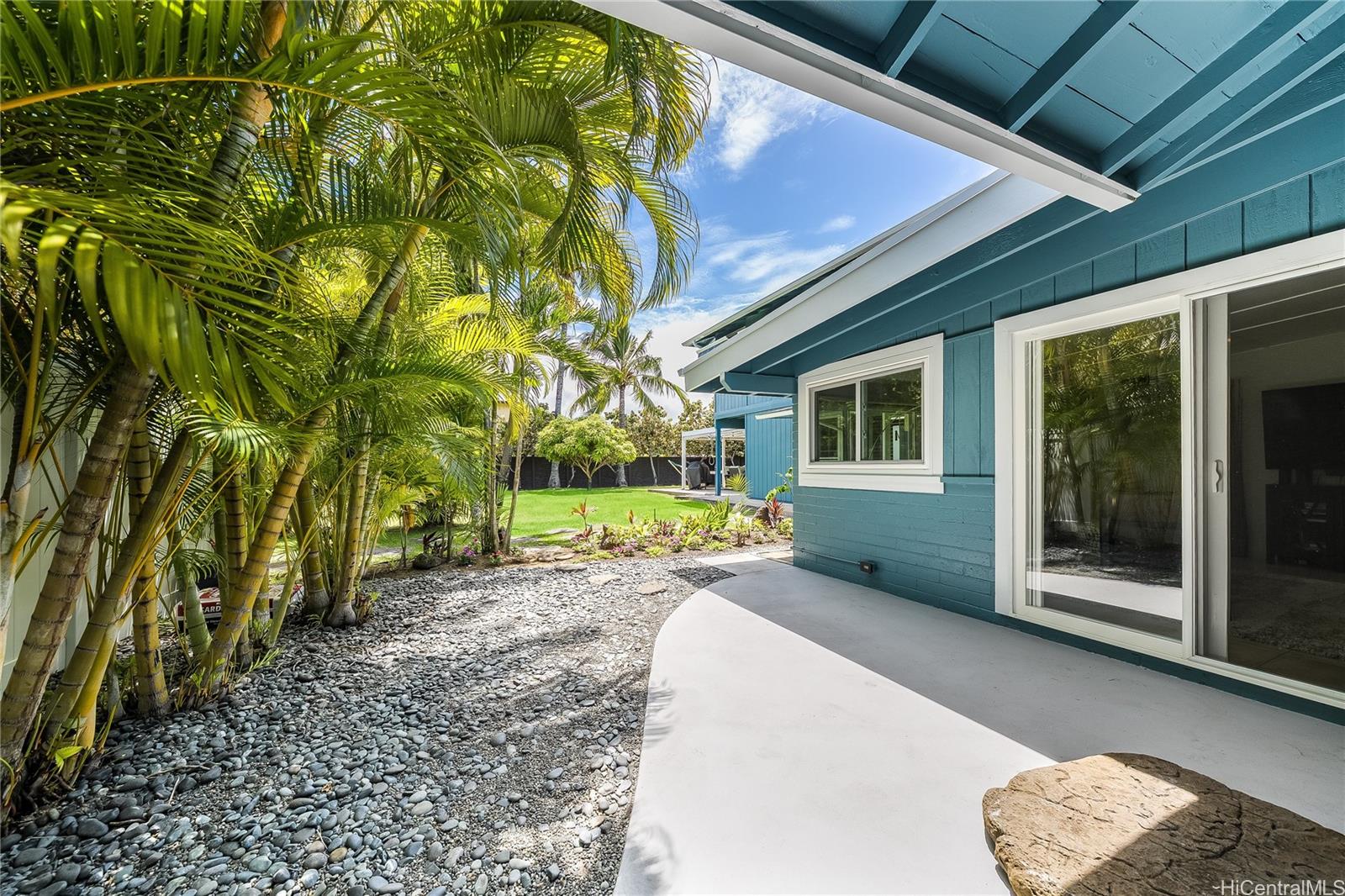 539  Kainalu Drive Kalama/cnut Grov, Kailua home - photo 4 of 25