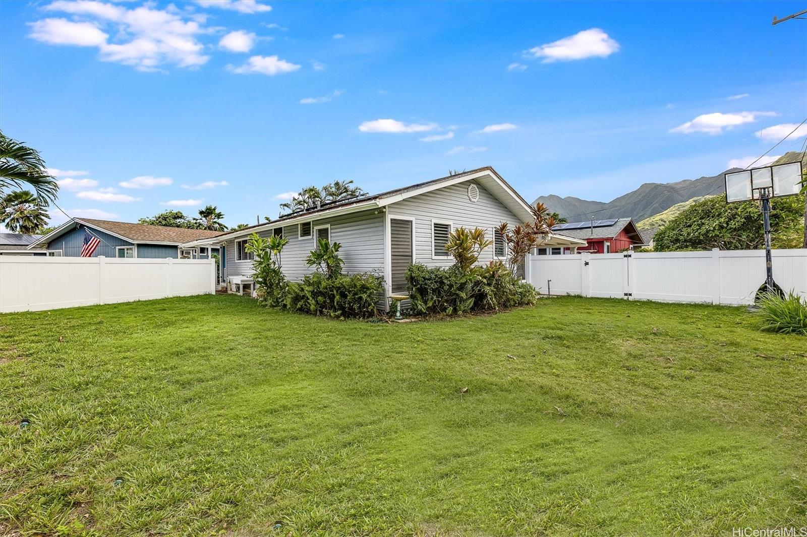 53-904  Kamehameha Hwy Hauula, Kaneohe home - photo 18 of 23