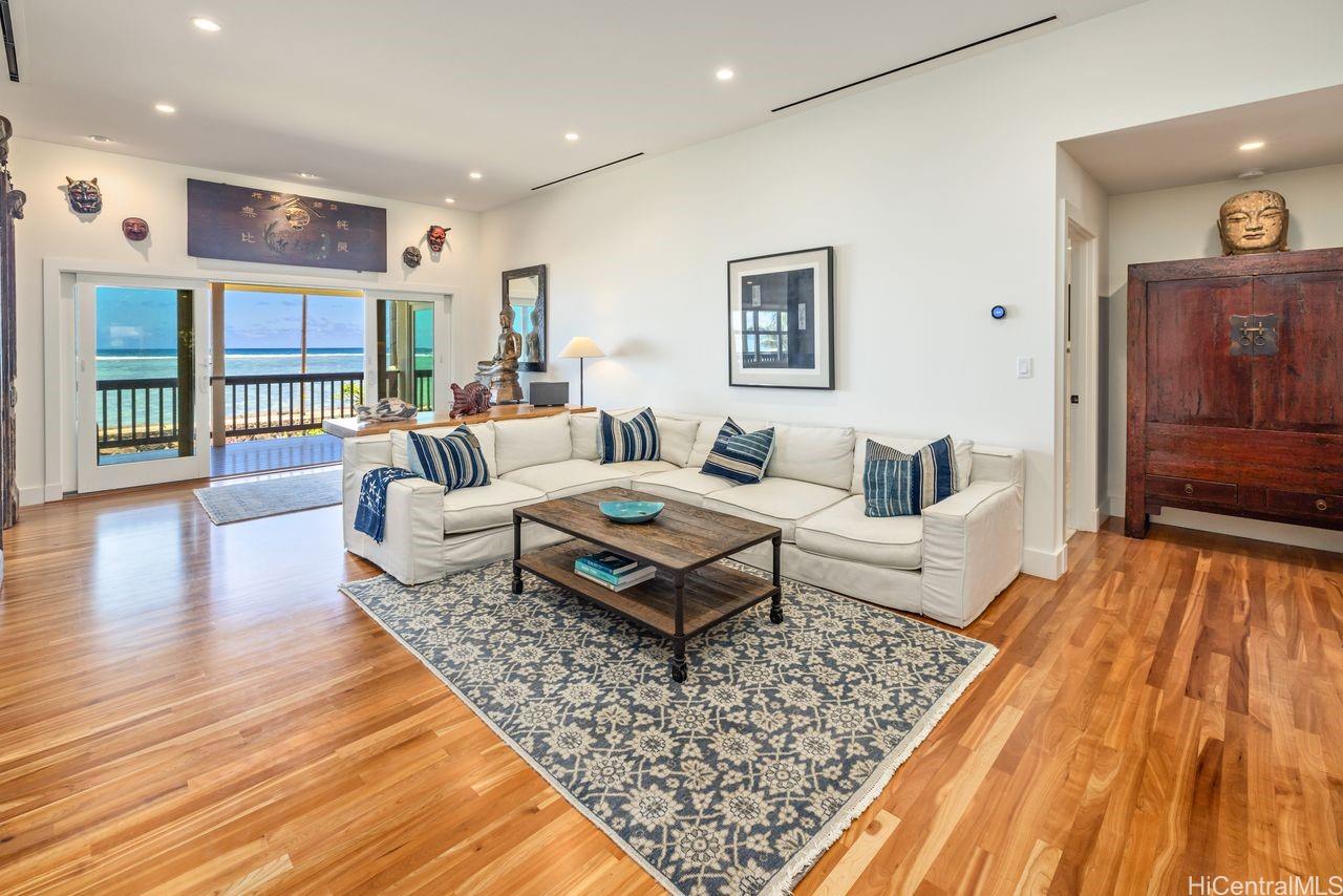 53-926  Kamehameha Hwy Hauula, Kaneohe home - photo 4 of 25