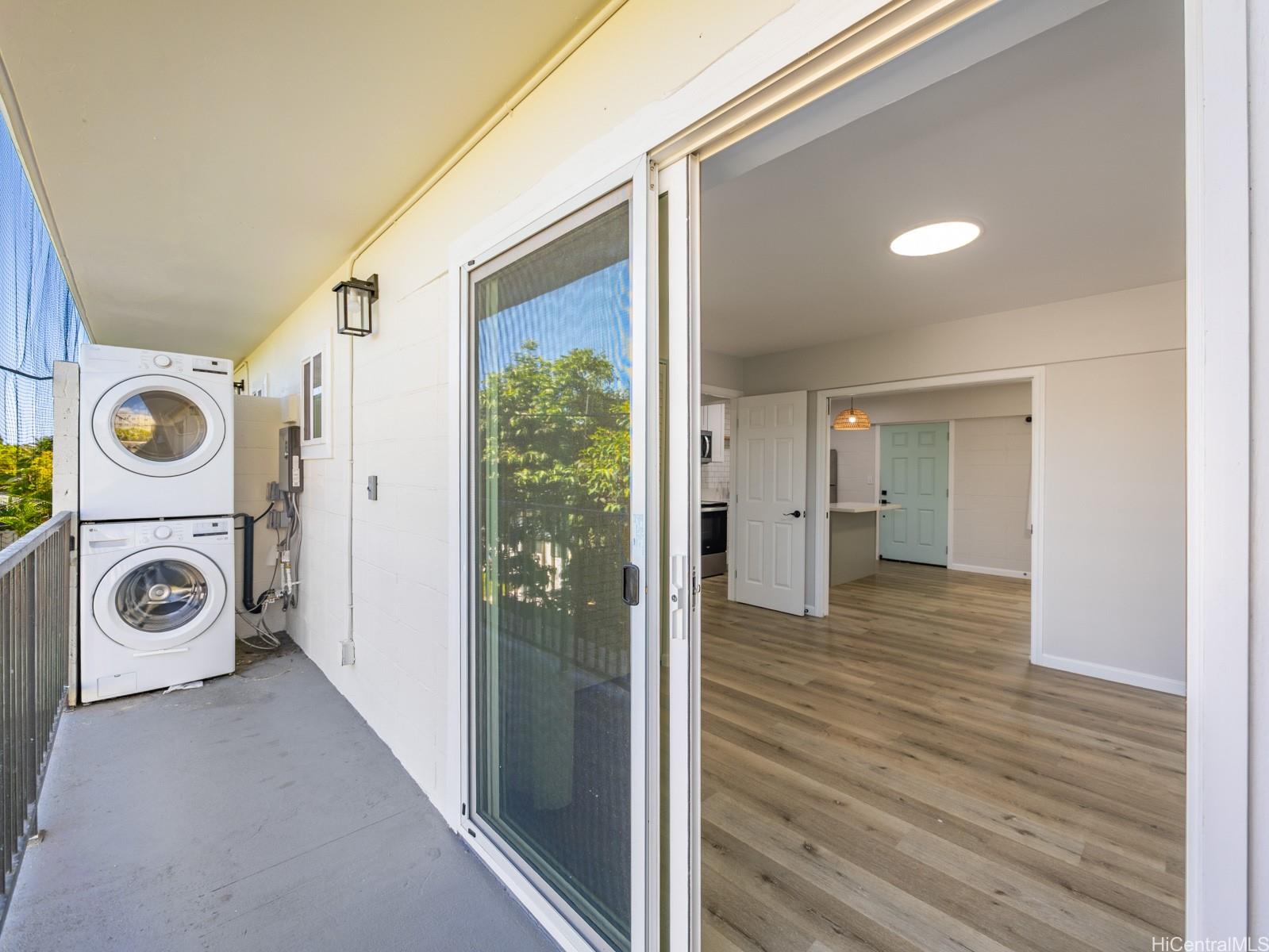 54 Maluniu Ave Kailua - Multi-family - photo 16 of 22