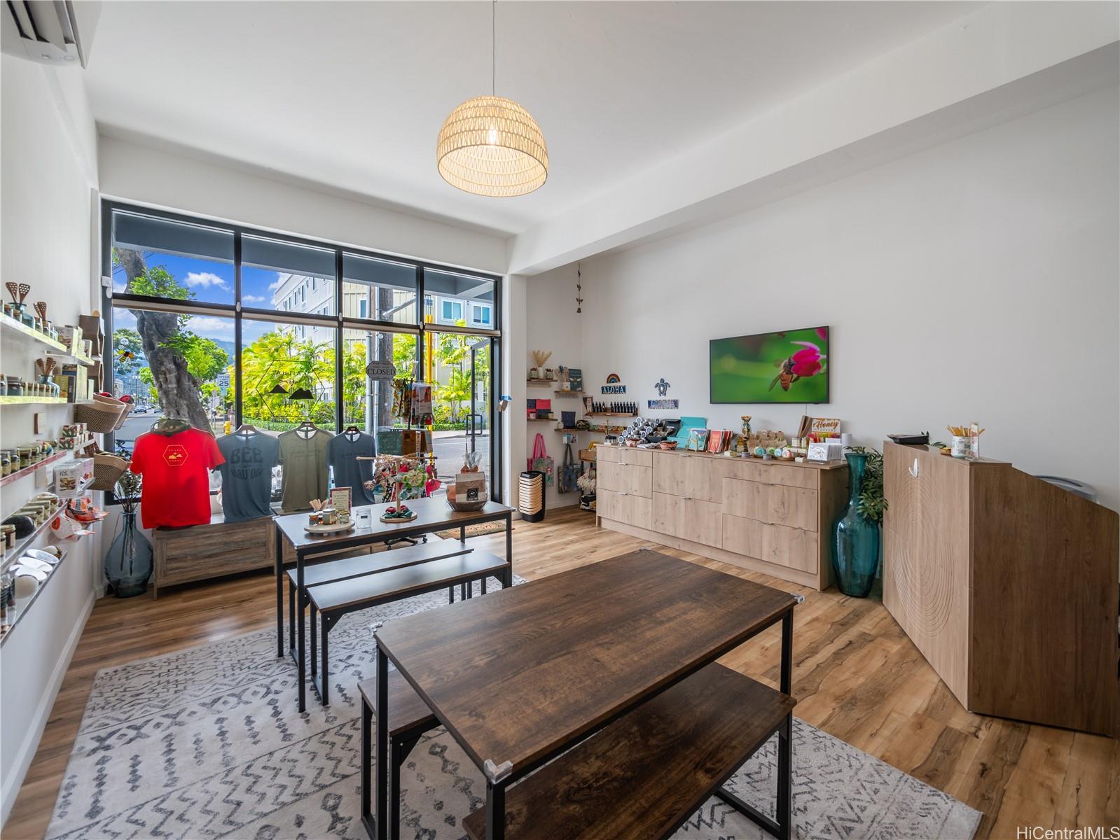 54 Maluniu Ave Kailua - Multi-family - photo 5 of 22