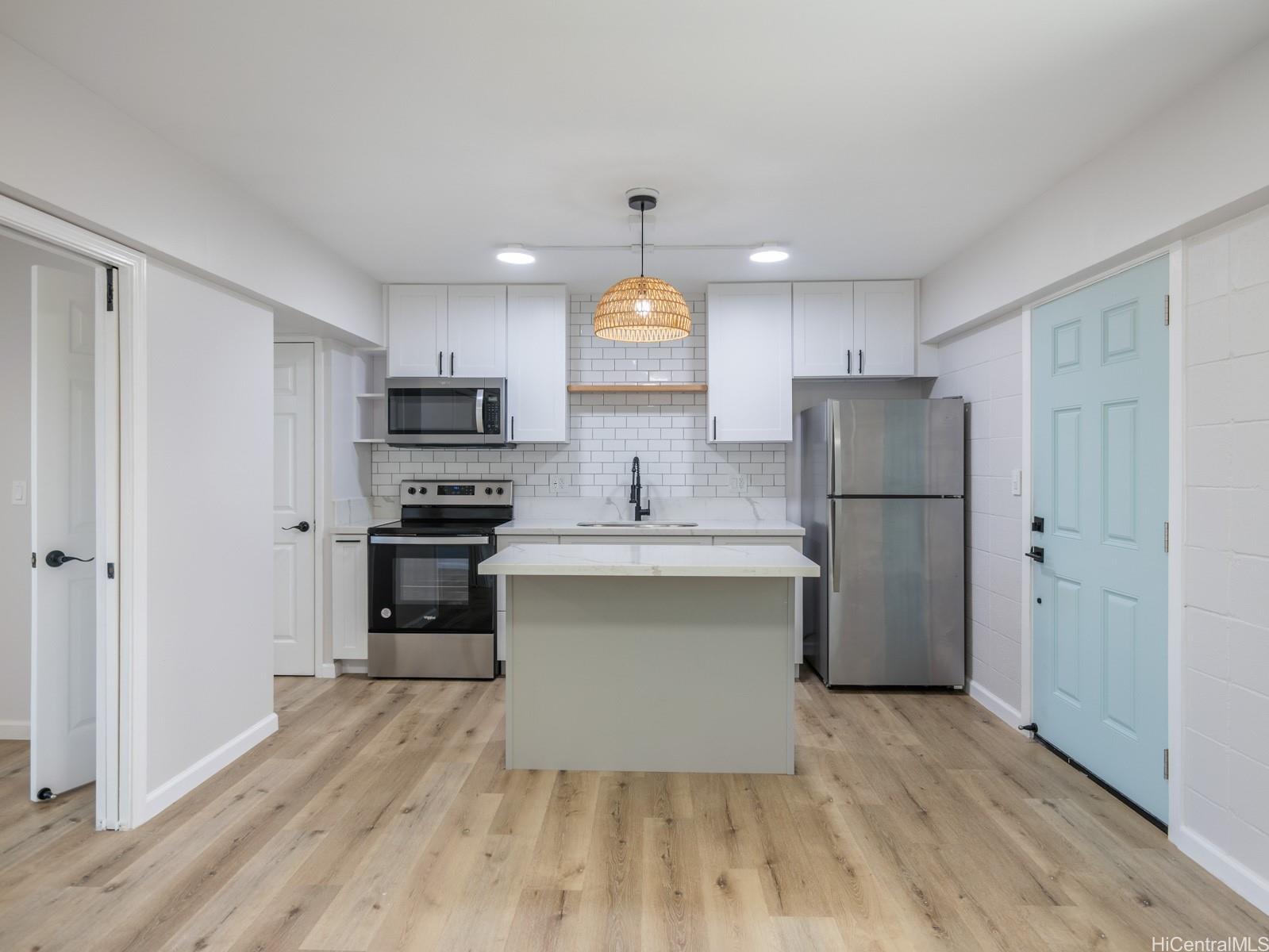 54 Maluniu Ave Kailua - Multi-family - photo 10 of 22