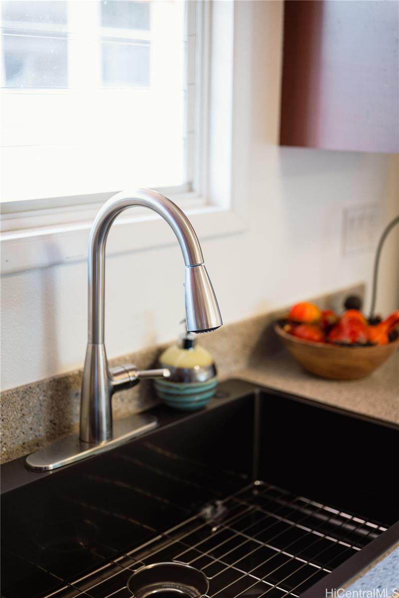 54  Muliwai Ave Wahiawa Area, Central home - photo 12 of 25