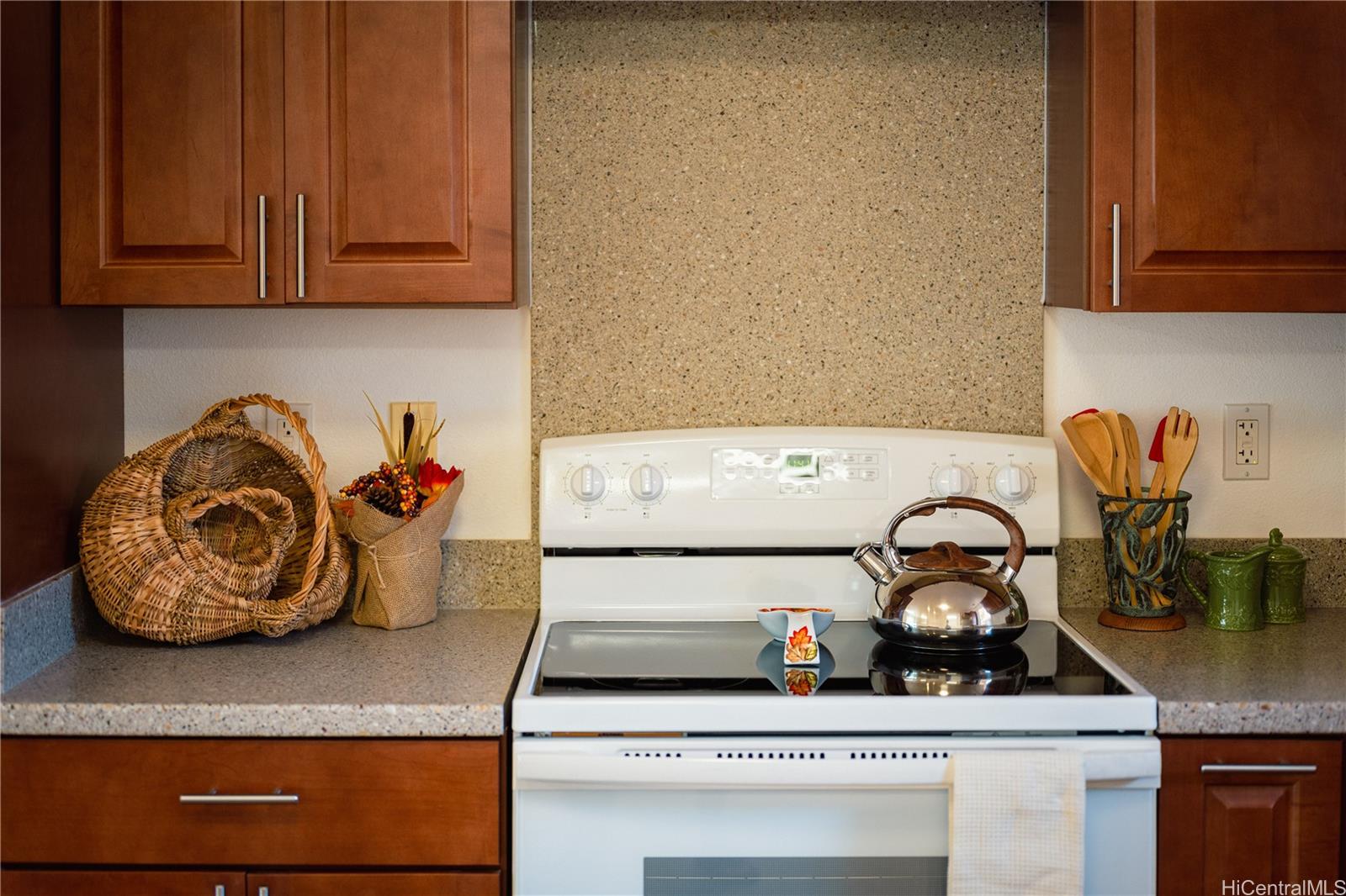 54  Muliwai Ave Wahiawa Area, Central home - photo 14 of 25