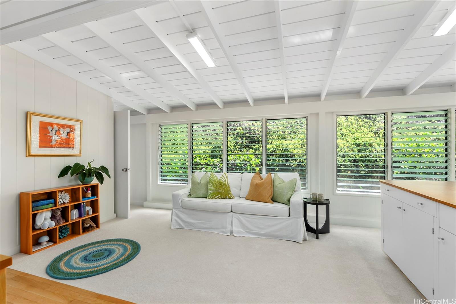 5407  Kilauea Place Waialae Nui Vly, Diamond Head home - photo 8 of 25