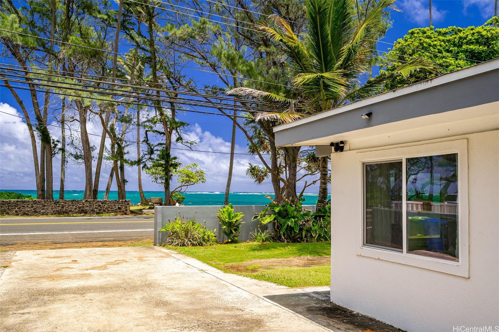 54-100  Kamehameha Hwy Hauula, Kaneohe home - photo 2 of 25