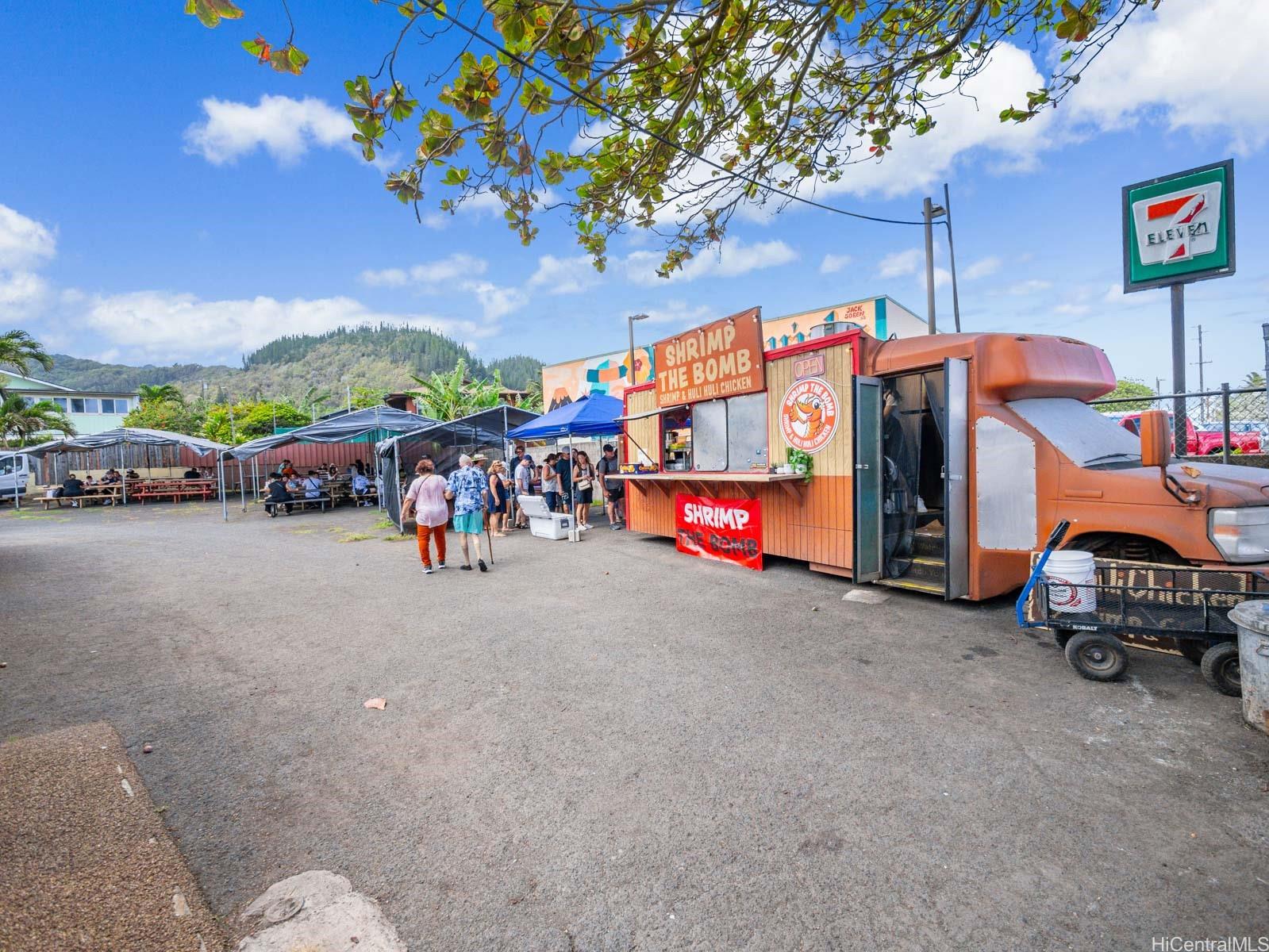 54-124 & 54-126B Kamehameha Hwy Hauula Oahu commercial real estate photo4 of 9