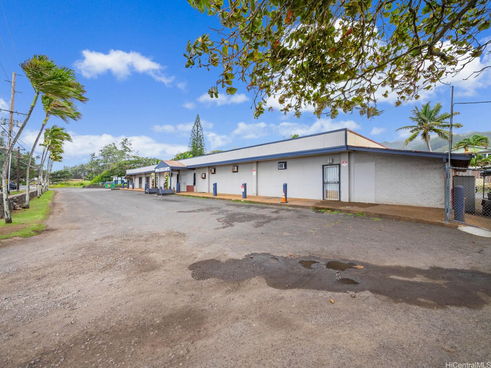 54-124 & 54-126B Kamehameha Hwy Hauula Oahu commercial real estate photo6 of 13