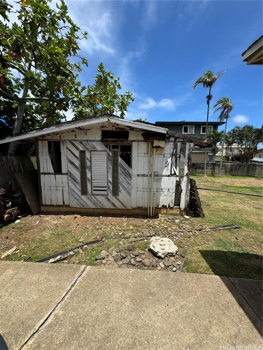 54-153  Puuowaa Street Hauula, Kaneohe home - photo 3 of 13