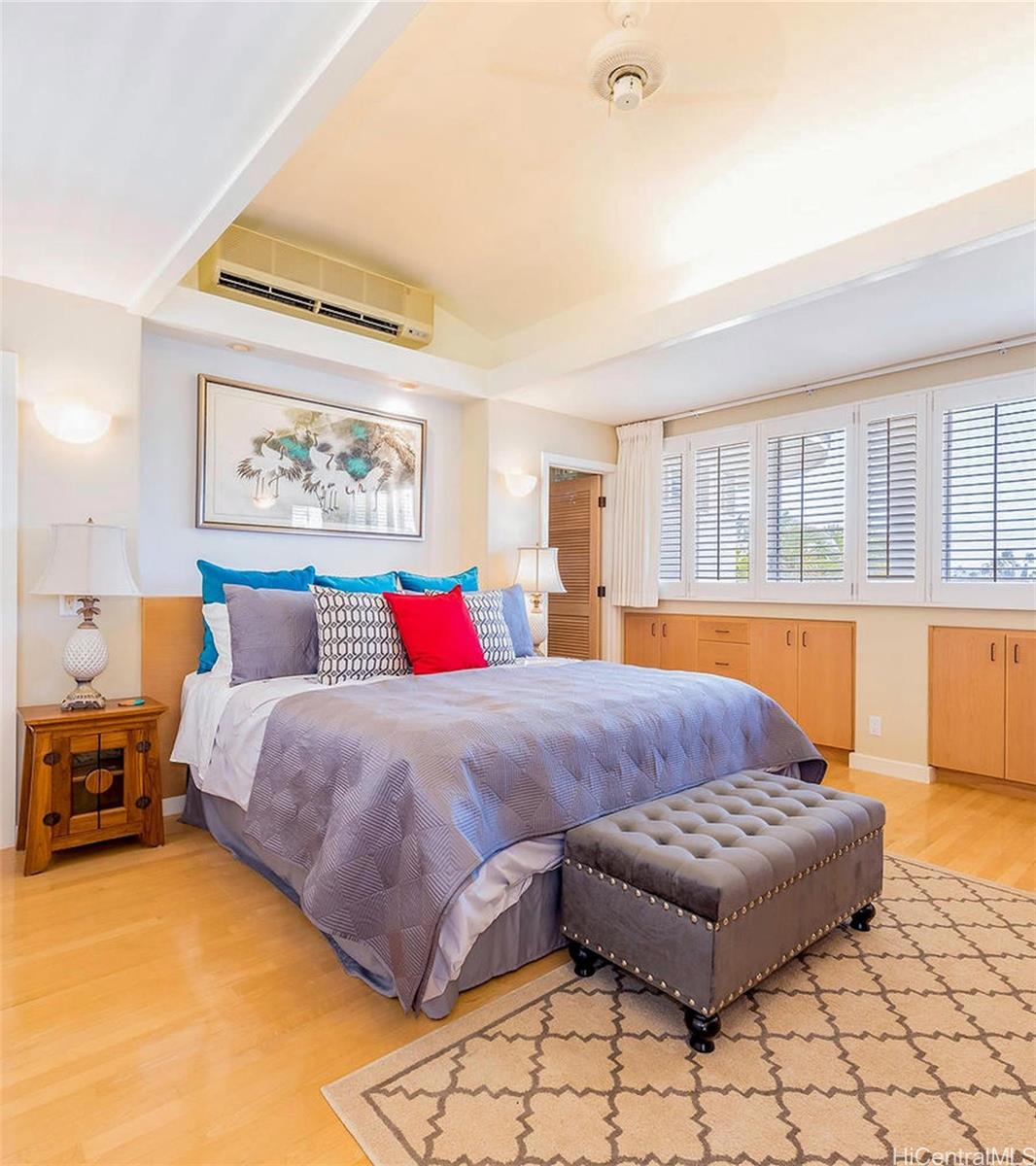 542  Ahina Street Kahala Area, Diamond Head home - photo 7 of 25