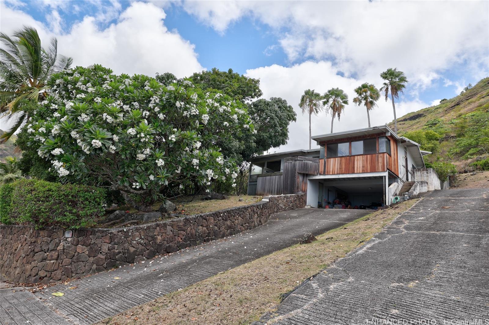 5422  Halapepe Street Aina Haina Area, Diamond Head home - photo 22 of 25