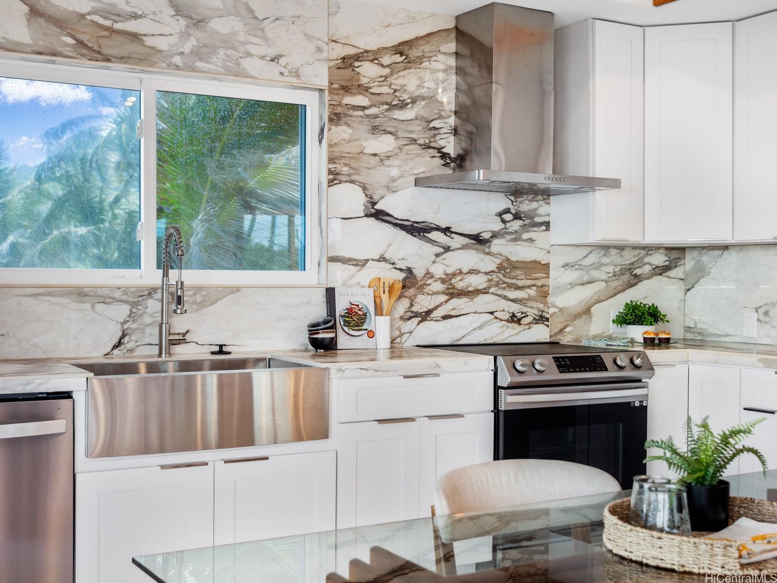 54-223  Kamehameha Hwy Hauula, Kaneohe home - photo 9 of 25