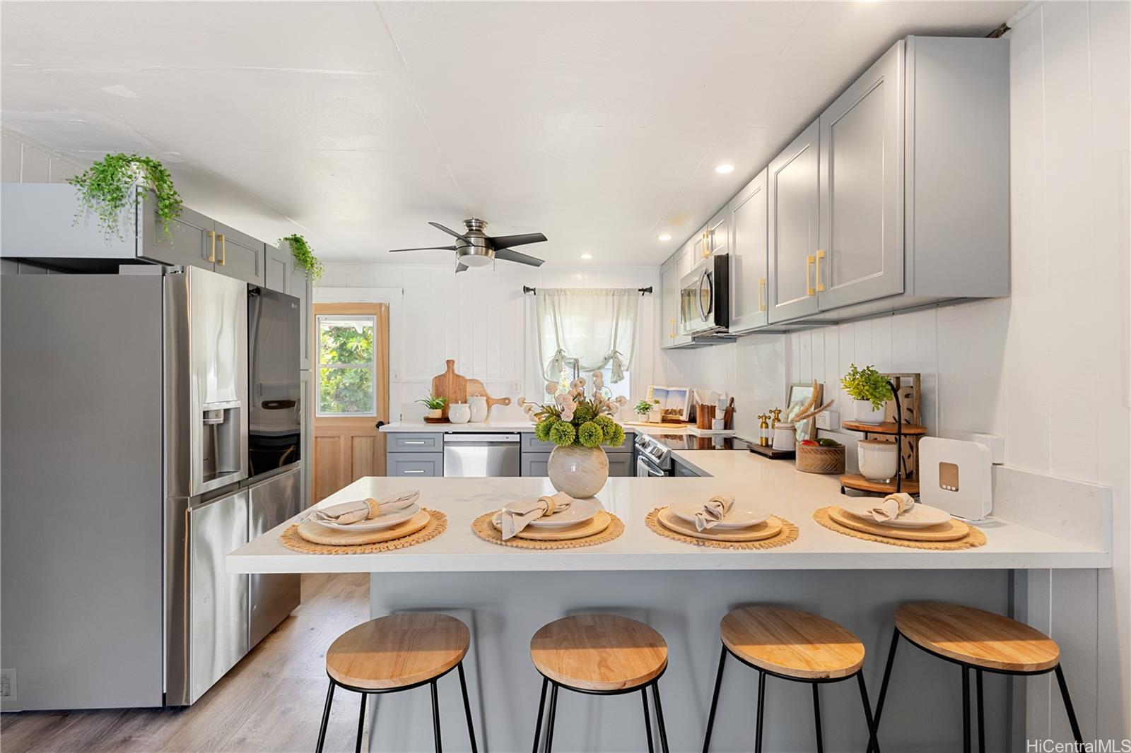 54-240  Honomu Street Hauula, Kaneohe home - photo 2 of 25