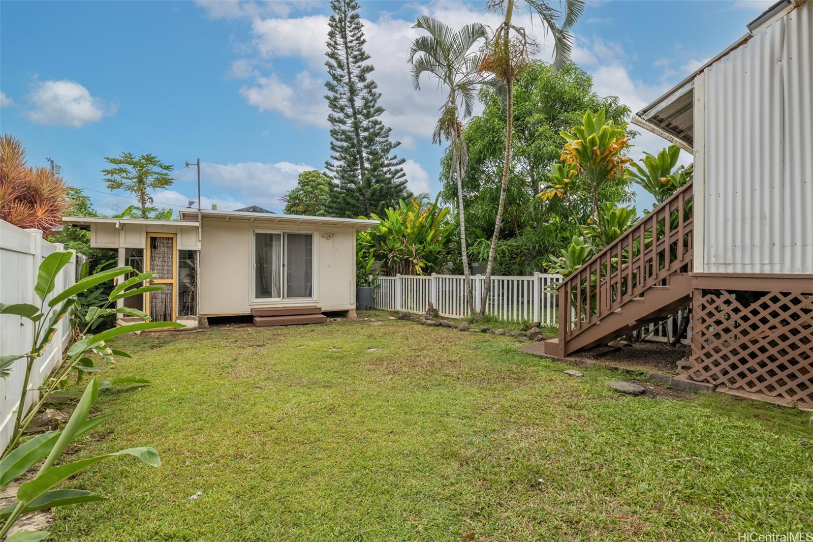 54-249  Anoilei Place Hauula, Kaneohe home - photo 3 of 21