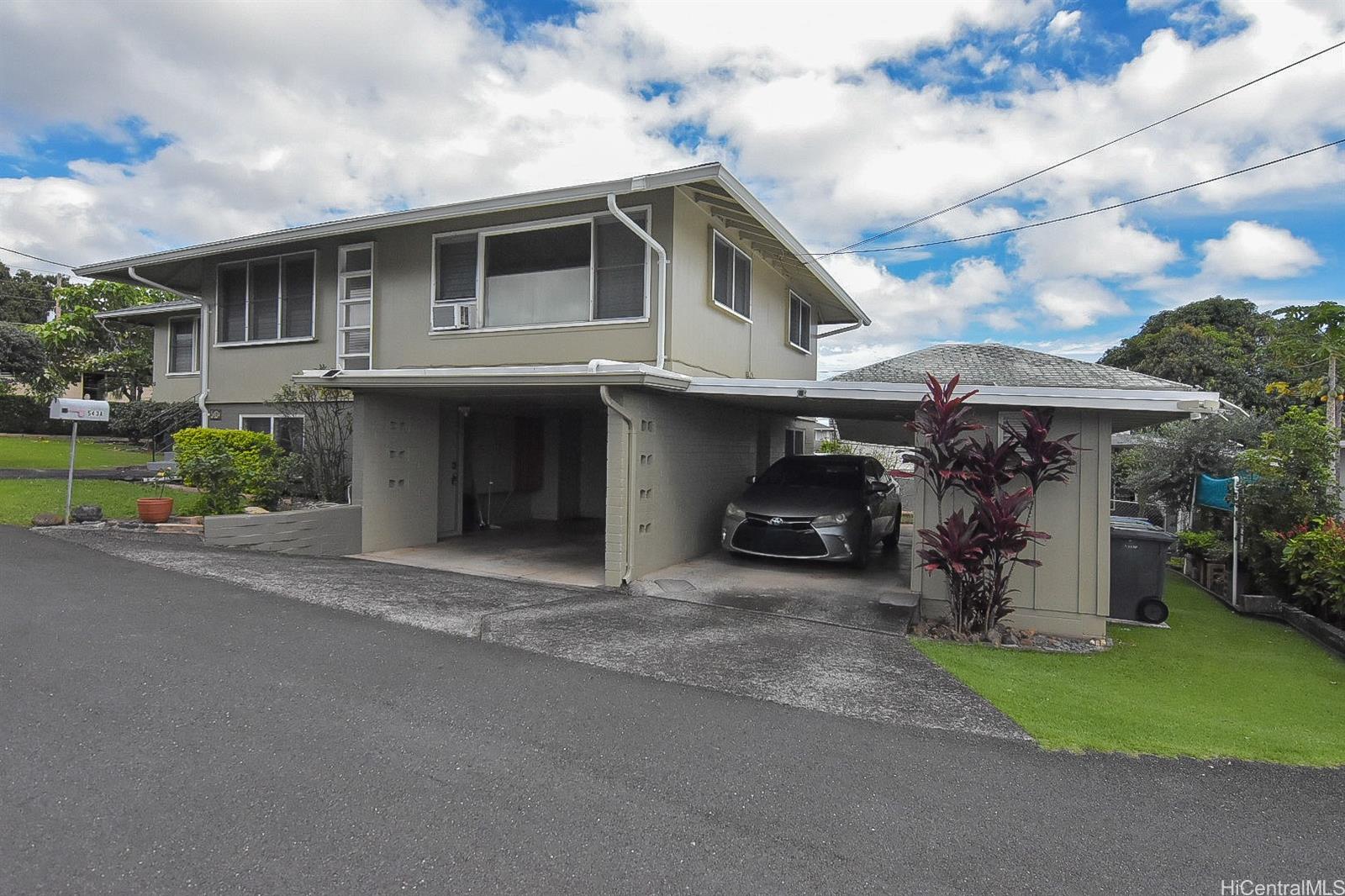 543  Judd Street Liliha, Honolulu home - photo 2 of 24