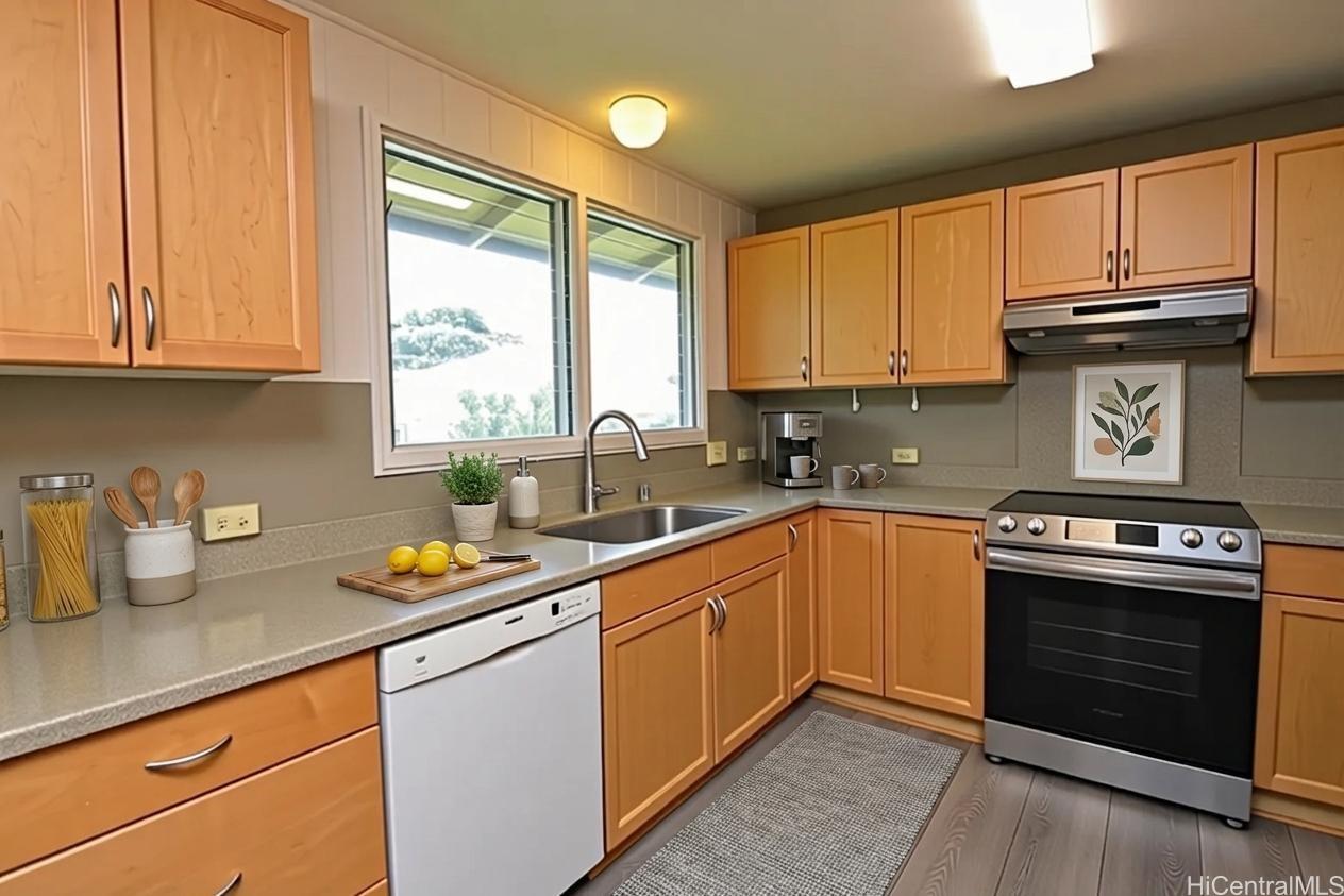 543  Judd Street Liliha, Honolulu home - photo 3 of 24