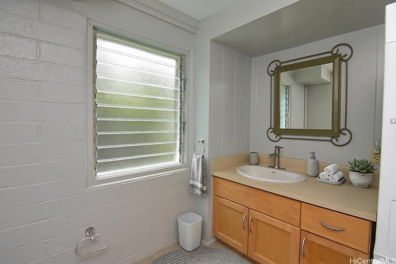 543  Judd Street Liliha, Honolulu home - photo 10 of 24