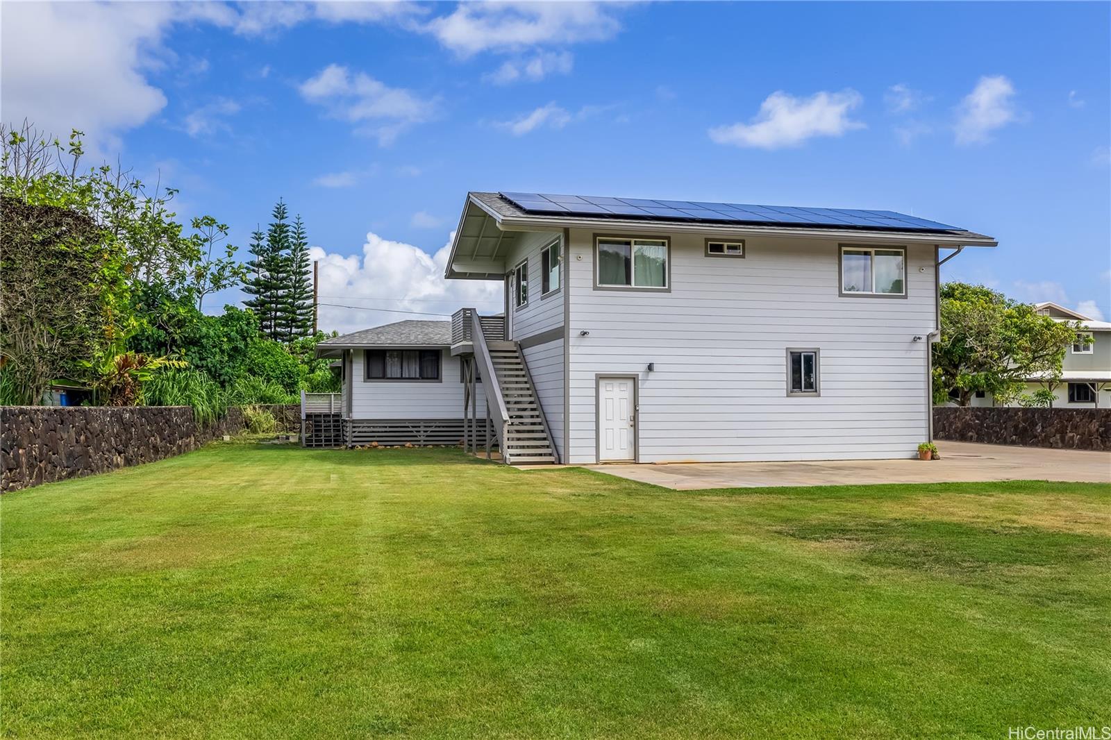 54-40  Kukuna Road Hauula, Kaneohe home - photo 3 of 25