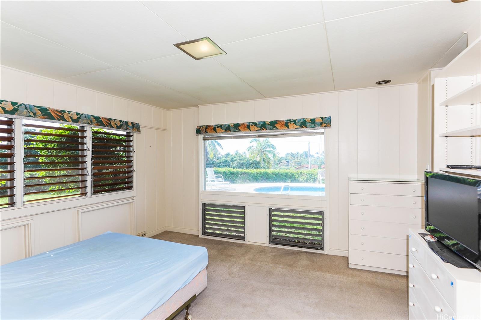 5446  Kirkwood Place Aina Haina Area, Diamond Head home - photo 15 of 25