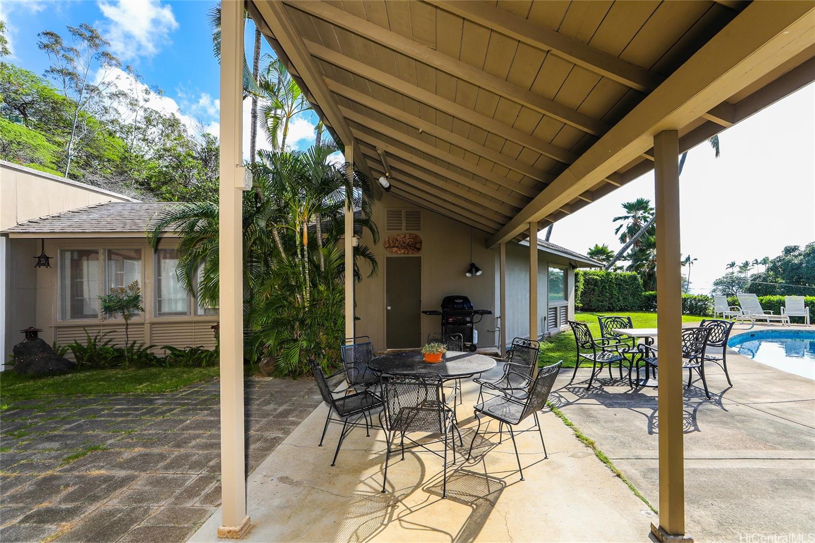 5446  Kirkwood Place Aina Haina Area, Diamond Head home - photo 20 of 25