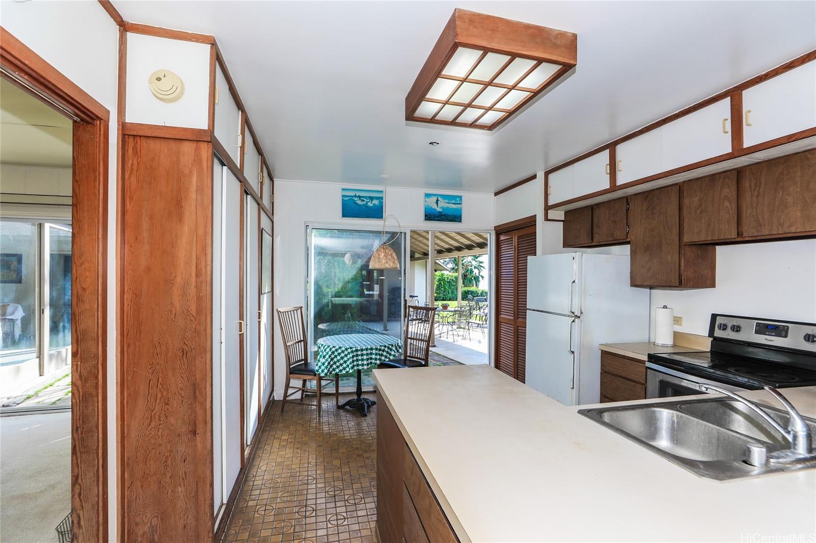 5446  Kirkwood Place Aina Haina Area, Diamond Head home - photo 10 of 25