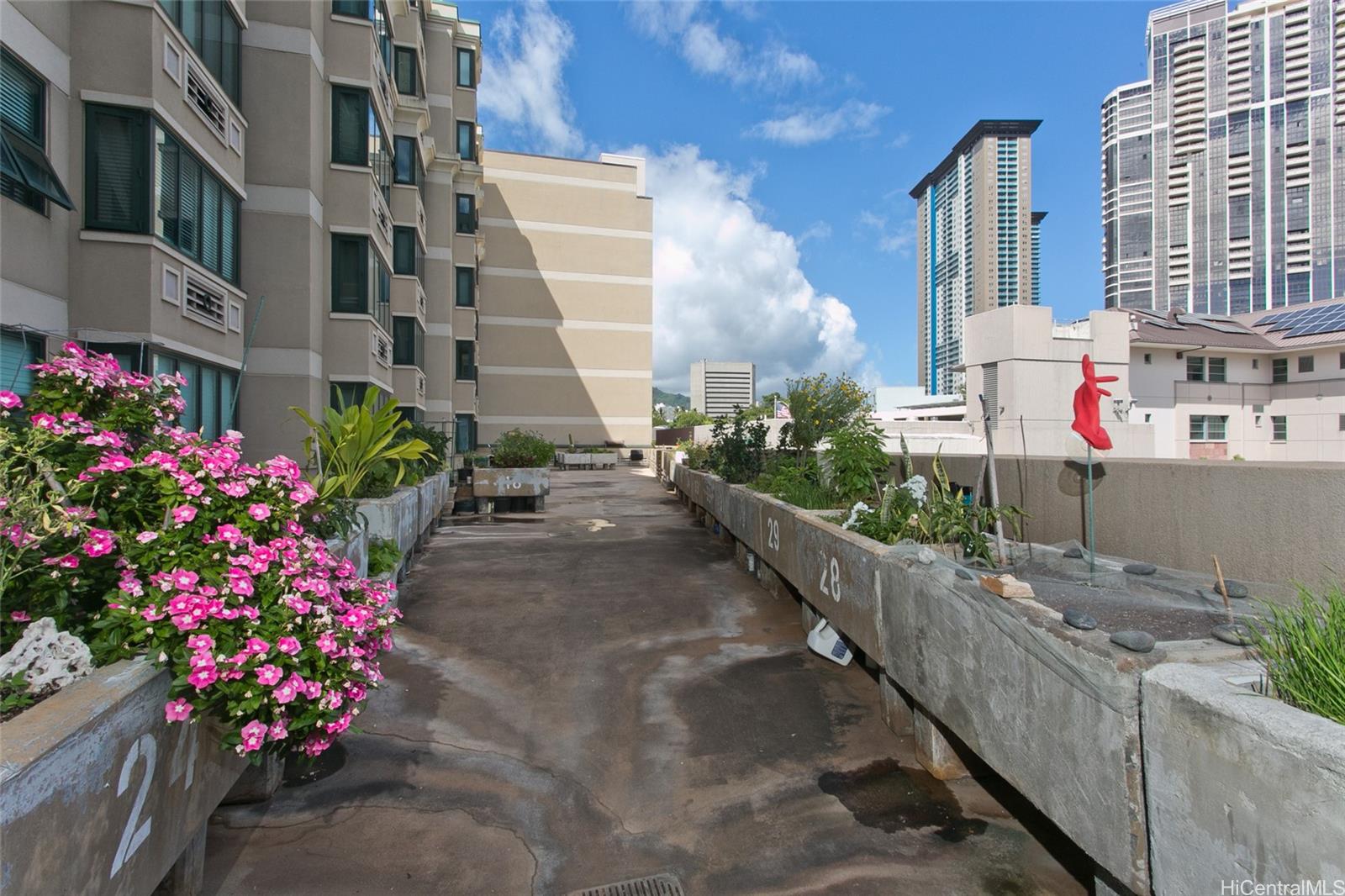 Honuakaha condo # 233, Honolulu, Hawaii - photo 12 of 13