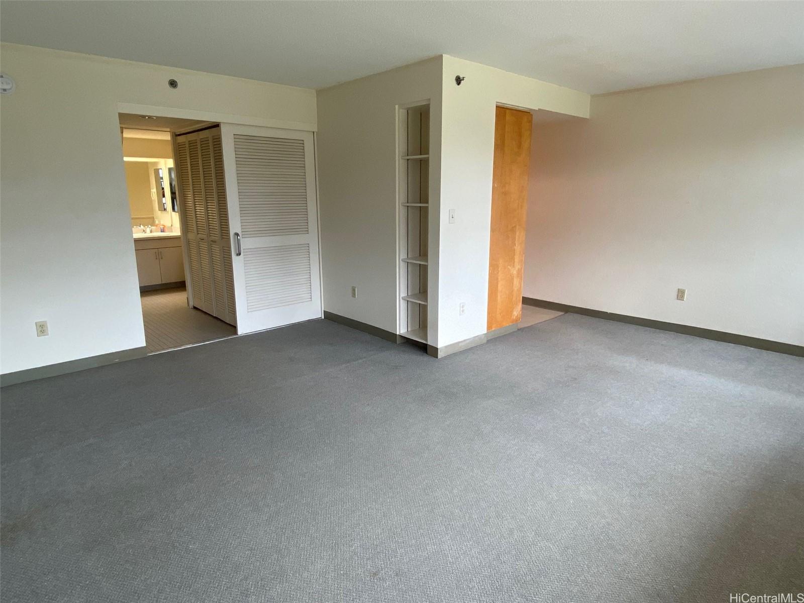 545 Queen St Honolulu - Rental - photo 4 of 8