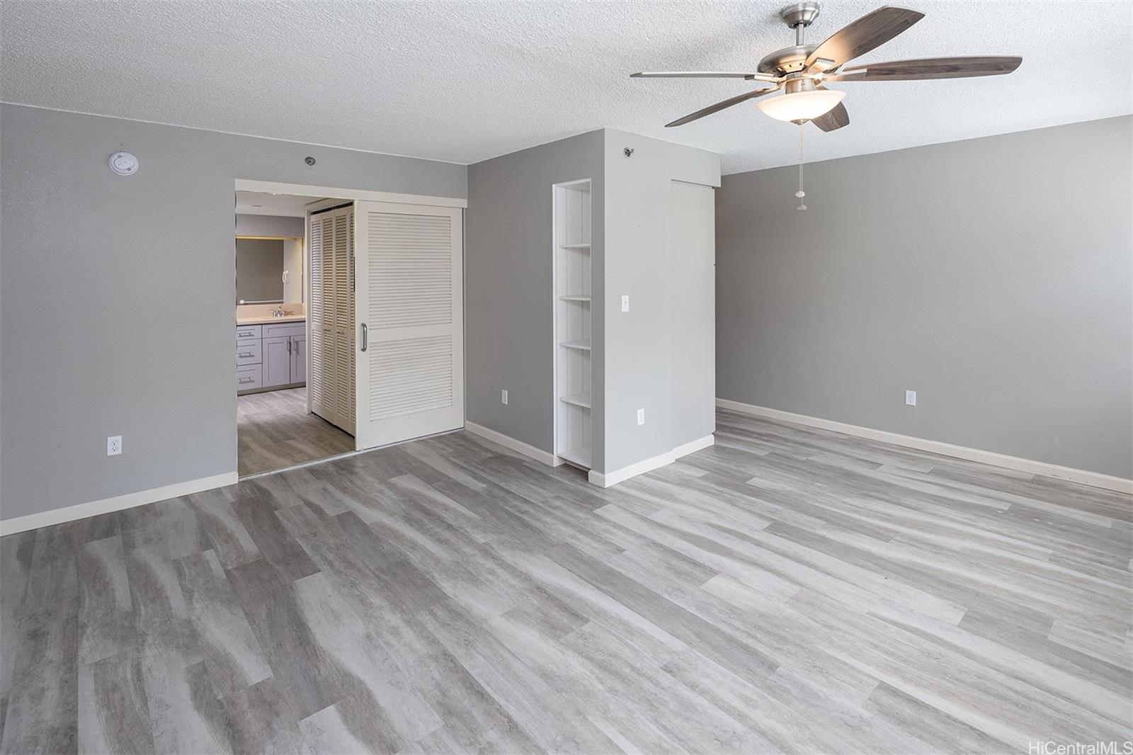 545 Queen St Honolulu - Rental - photo 5 of 12