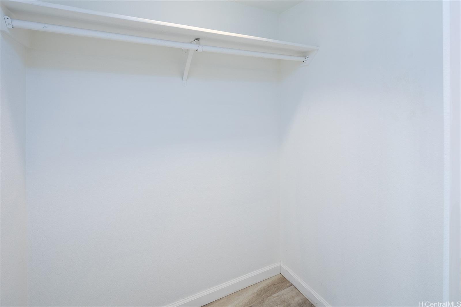 545 Queen St Honolulu - Rental - photo 8 of 12