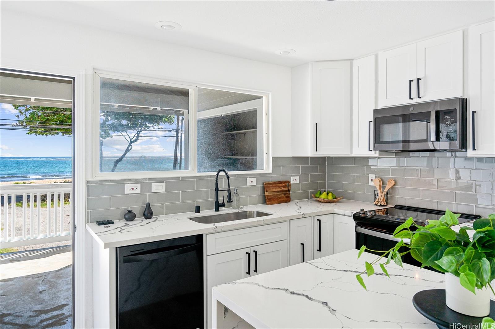 54-74  Kamehameha Hwy Hauula, Kaneohe home - photo 10 of 23