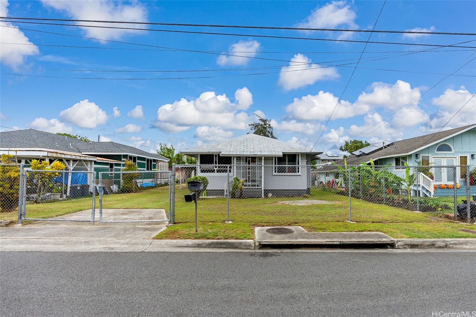 548  Kuaaina Way Coconut Grove, Kailua home - photo 2 of 20