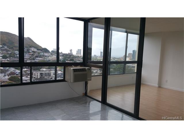 Nuuanu Brookside condo # 1401, Honolulu, Hawaii - photo 5 of 7