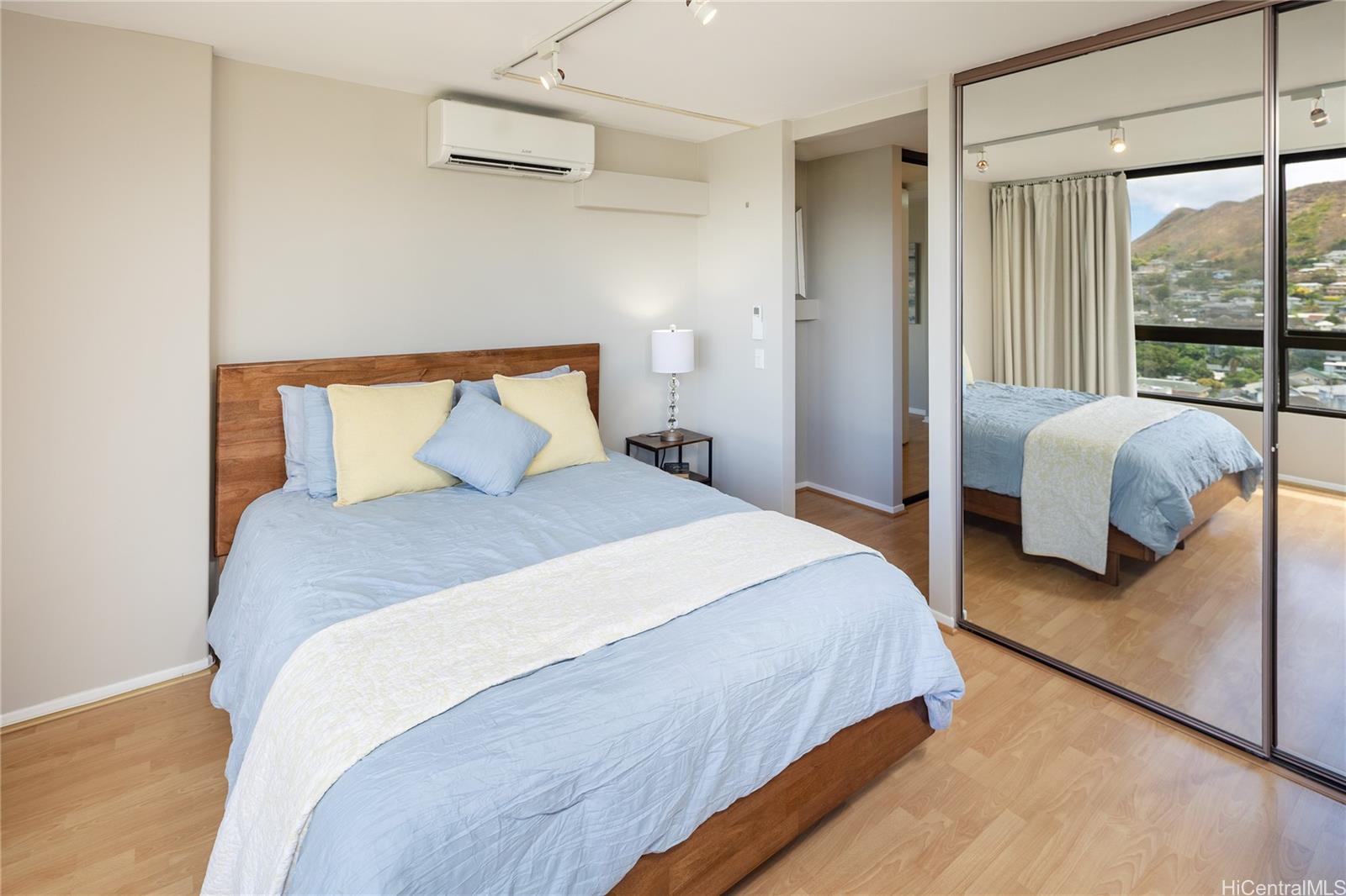 NUUANU BROOKSIDE condo # 1501, Honolulu, Hawaii - photo 9 of 22