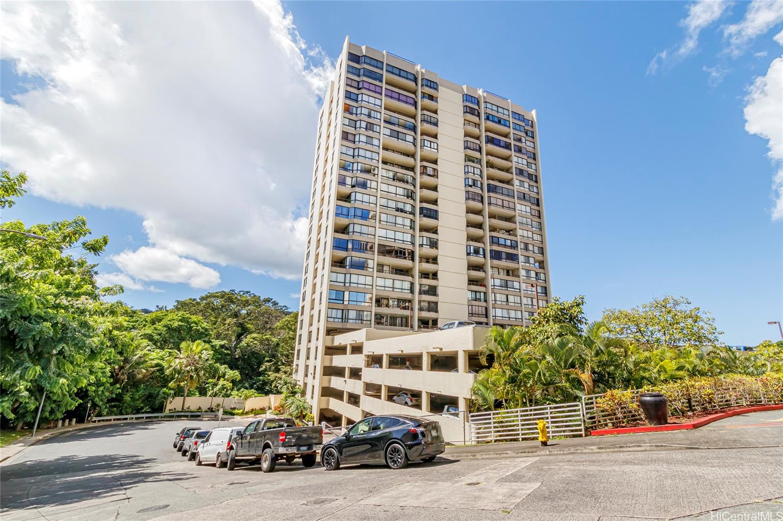 Nuuanu Brookside condo # 1503, Honolulu, Hawaii - photo 16 of 25