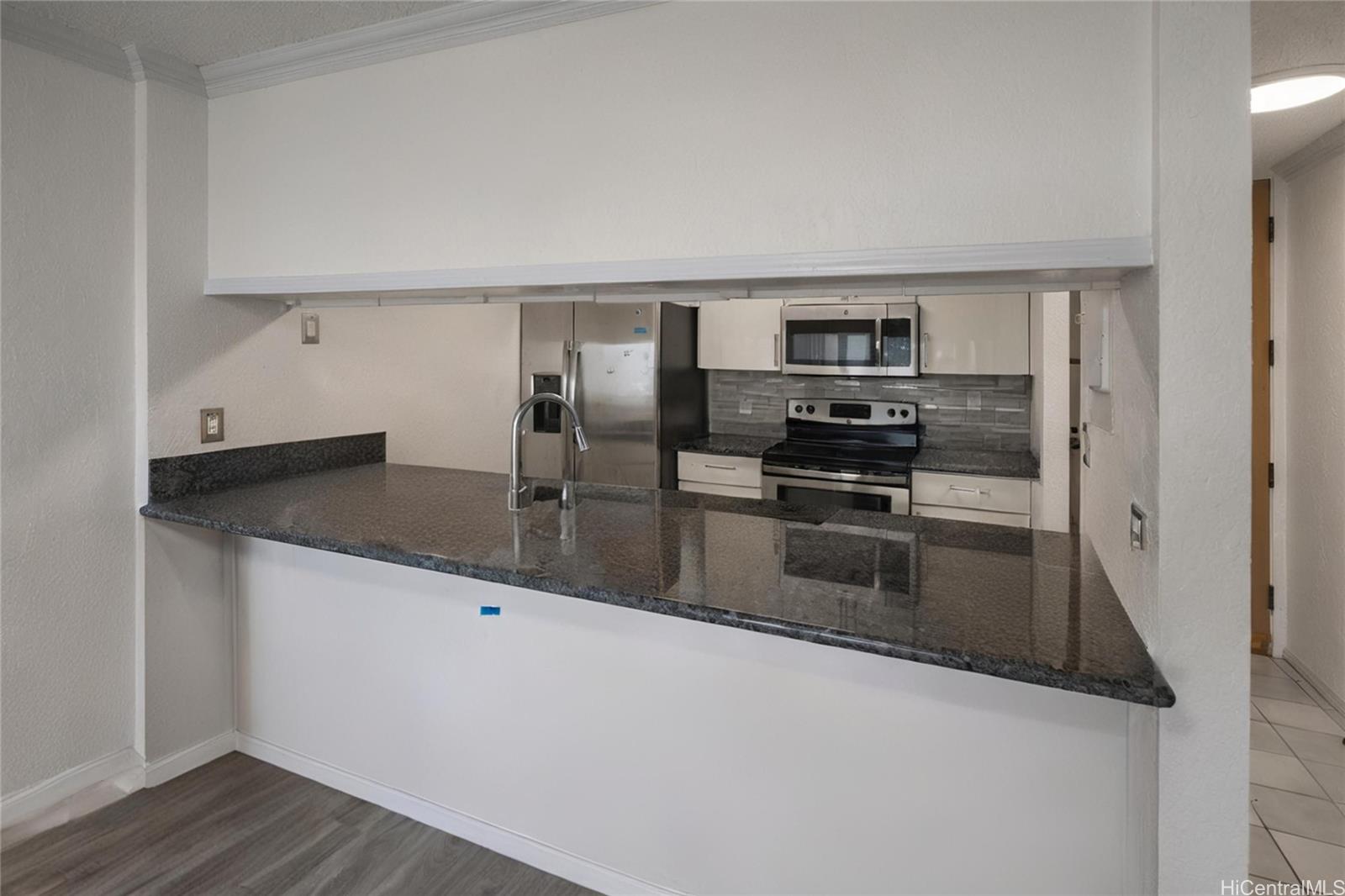 Nuuanu Brookside condo # 2004, Honolulu, Hawaii - photo 9 of 20