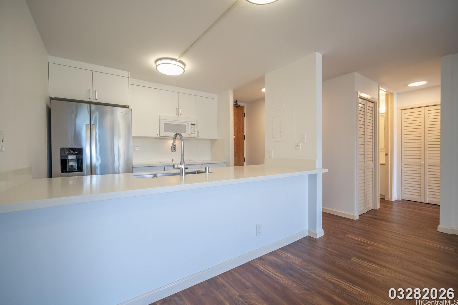 55 S Judd St Honolulu - Rental - photo 11 of 25