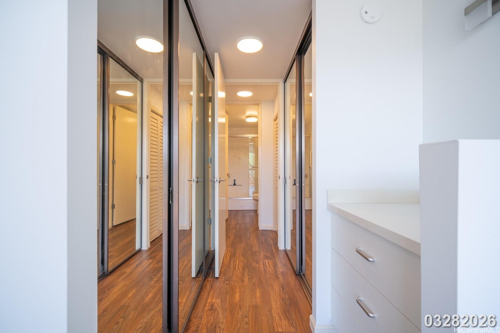 55 S Judd St Honolulu - Rental - photo 21 of 25